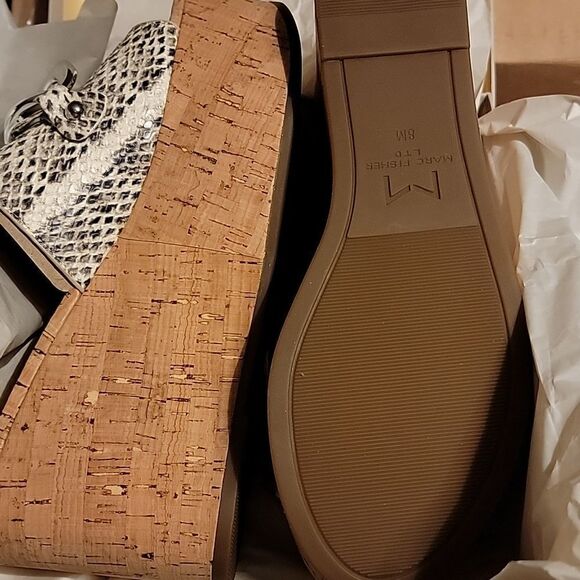 NWT Marc Fisher Ltd  Leather Veneda platform slide sandals in Roccia Lea… - Picture 12 of 16